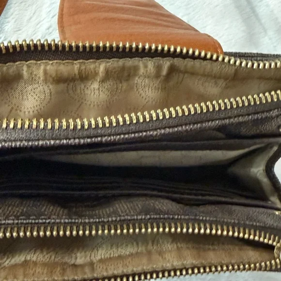 Michael Kors Dark Brown and Tan Crossbody Bag - Picture 10 of 11